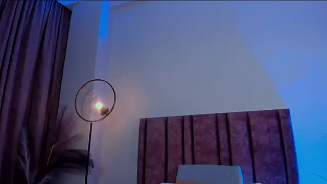 Snapshot of AntonellaHall_ chatting on May 14, 6:47 pm AntonellaHall online show from May 14, 6:47 pm