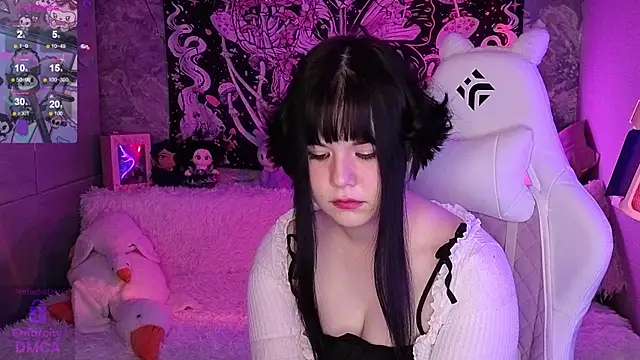 ClaireFaers  online show from November 25, 7:47 pm