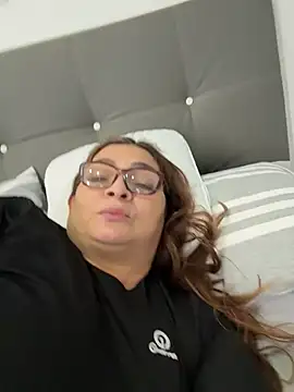 AntonellaAlondra4 online show from April 17, 3:37 pm