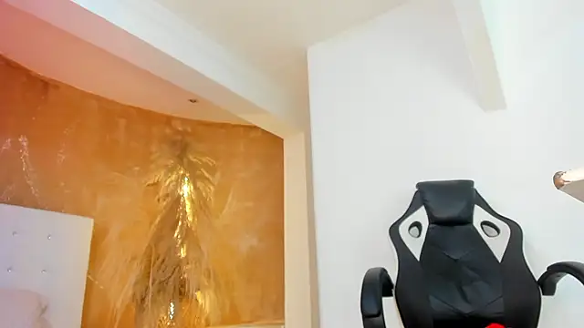 Snapshot of APRILL_FOXX chatting on January 26, 5:02 pm APRILL FOXX online show from January 26, 5:02 pm