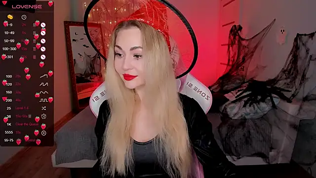 AdeleRoberts online show from October 30, 2:02 am