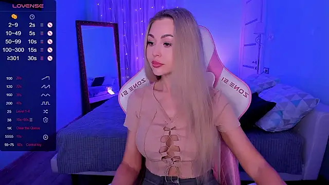 AdeleRoberts online show from January 16, 2:04 am