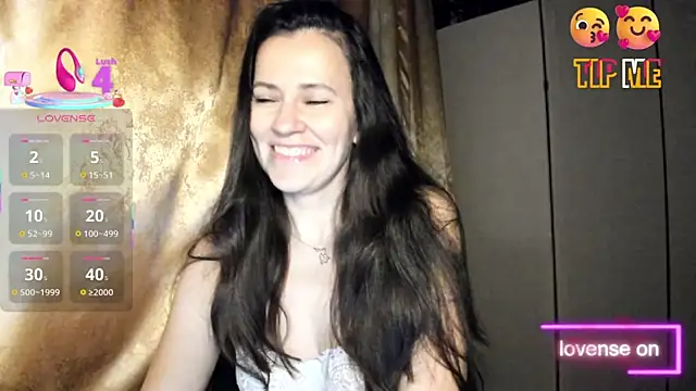 Snapshot of Found_Me chatting on November 2, 10:56 pm Found Me online show from November 2, 10:56 pm