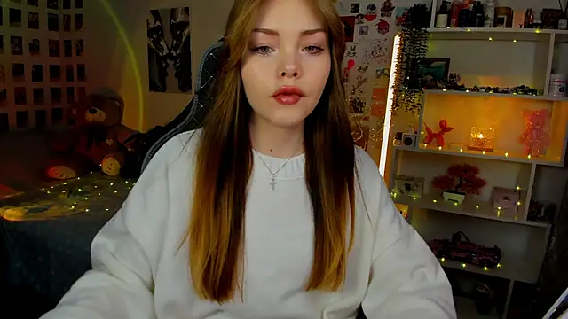 Snapshot of AkiraKatsu chatting on November 29, 10:29 am AkiraKatsu online show from November 29, 10:29 am