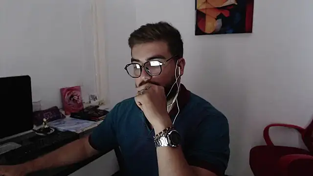 Snapshot of Dylanwish chatting on January 24, 10:19 pm Dylanwish online show from January 24, 10:19 pm