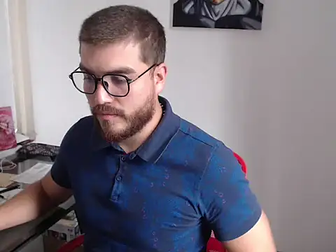 Snapshot of Dylanwish chatting on December 5, 7:43 pm Dylanwish online show from December 5, 7:43 pm