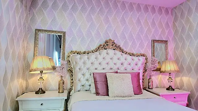 Snapshot of Ivy_Starr1 chatting on November 24, 2:17 pm Ivy Starr1 online show from November 24, 2:17 pm