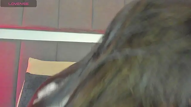 Snapshot of nicolle_pierce chatting on February 26, 12:36 pm nicolle pierce online show from February 26, 12:36 pm