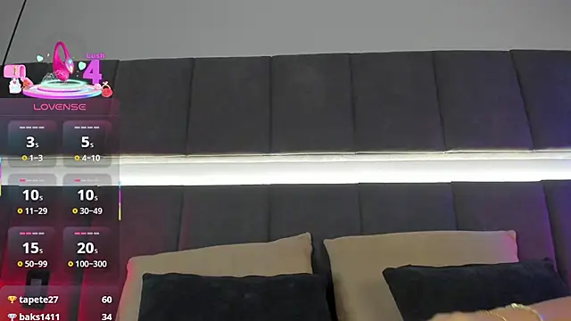 Snapshot of nicolle_pierce chatting on March 6, 7:10 pm nicolle pierce online show from March 6, 7:10 pm