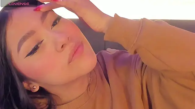 Snapshot of nicolle_pierce chatting on March 7, 12:34 pm nicolle pierce online show from March 7, 12:34 pm