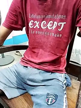 Snapshot of Afgref5335 chatting on September 11, 5:57 pm Afgref5335 online show from September 11, 5:57 pm