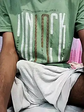 Snapshot of Afgref5335 chatting on October 28, 5:37 pm Afgref5335 online show from October 28, 5:37 pm