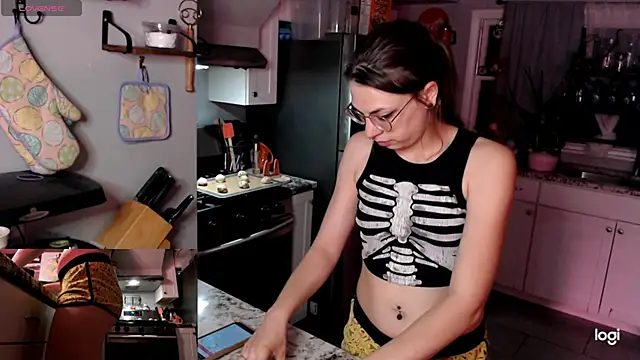 KSwonderland6 online show from March 26, 5:02 am