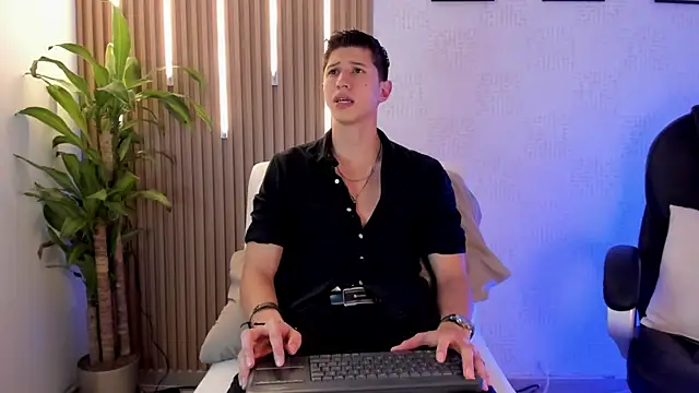 Dorianmistery2322  online show from November 11, 12:10 am