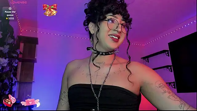 Heka Prudence online show from April 12, 3:44 am