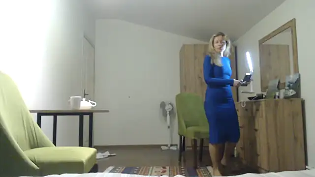 Juli julyyy online show from January 12, 12:18 am