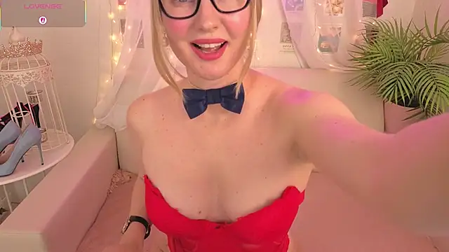 Angel Nikole online show from September 24, 1:53 am