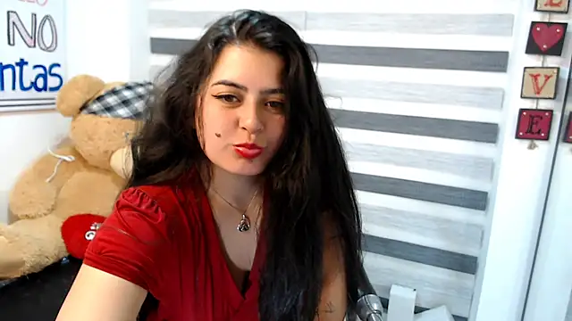 Snapshot of Ana_Maria_1606 chatting on January 24, 9:37 pm Ana Maria 1606 online show from January 24, 9:37 pm