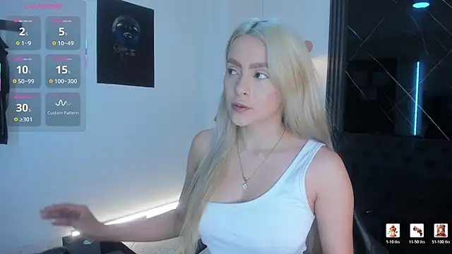 miacarperr1 online show from February 10, 9:30 pm