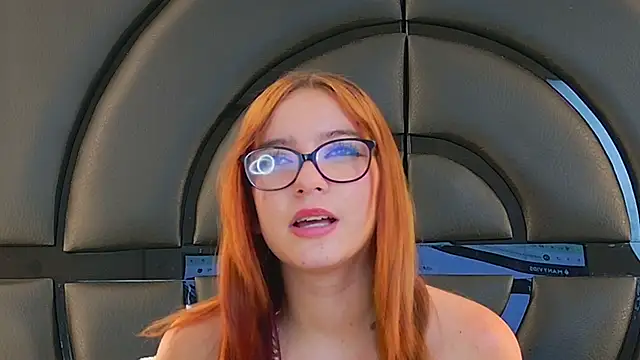 Snapshot of LiliFox18 chatting on March 11, 1:16 am LiliFox18 online show from March 11, 1:16 am