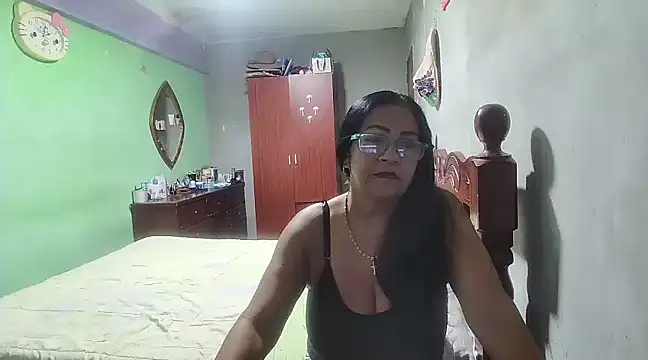 Snapshot of rosi_pamela chatting on December 2, 3:14 pm rosi pamela online show from December 2, 3:14 pm