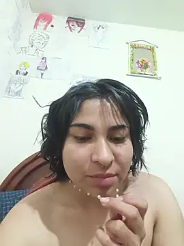 Snapshot of TioreHentai chatting on October 24, 10:06 pm TioreHentai online show from October 24, 10:06 pm