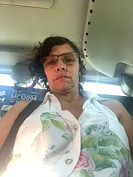 MireyaTorresGu online show from January 7, 8:00 pm