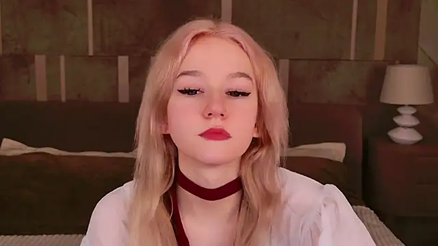 NaomiLoys online show from March 16, 6:55 pm