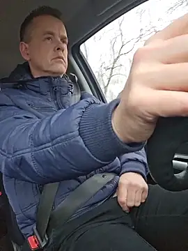 Hectorthyssen1 online show from February 10, 4:00 pm