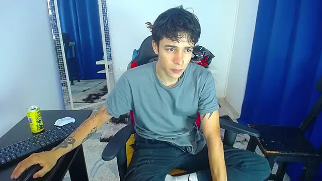 Zacktk7 online show from January 29, 9:39 pm