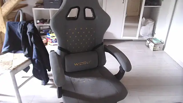 Snapshot of contemptumundi888 chatting on September 23, 10:07 am contemptumundi888 online show from September 23, 10:07 am