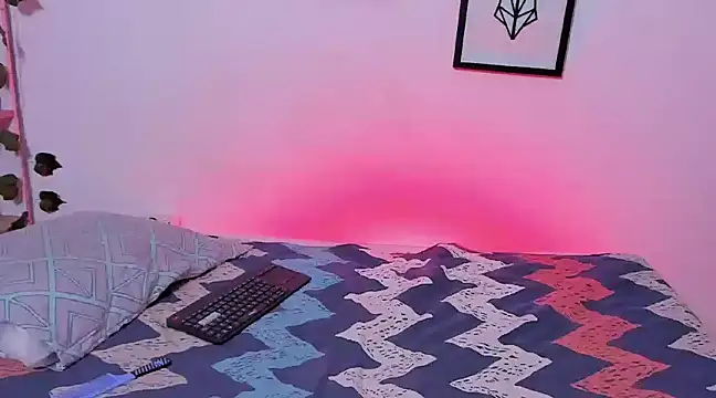 Snapshot of AfroditaMoore chatting on March 22, 2:37 am AfroditaMoore online show from March 22, 2:37 am