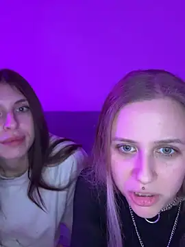 Snapshot of lunawolf21 chatting on January 14, 7:21 pm lunawolf21 online show from January 14, 7:21 pm