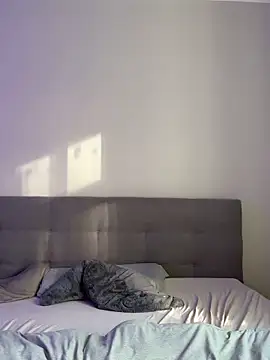 Snapshot of lunawolf21 chatting on February 22, 8:07 am lunawolf21 online show from February 22, 8:07 am