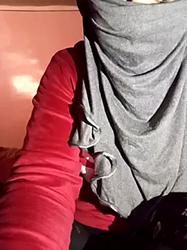 Snapshot of sosarax chatting on January 27, 2:13 pm sosarax online show from January 27, 2:13 pm