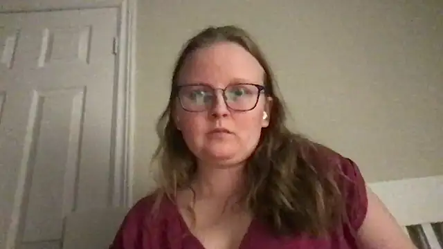 lexie lilacs online show from January 23, 3:48 am