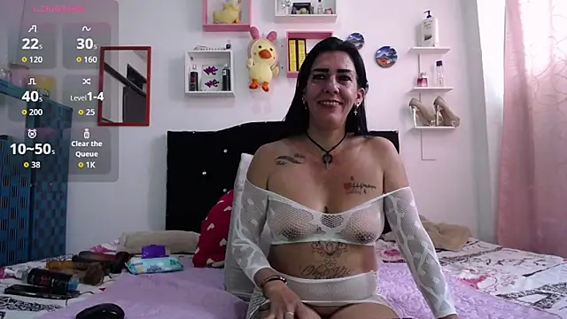 Snapshot of la_gatabk_ chatting on December 14, 6:34 pm la gatabk online show from December 14, 6:34 pm