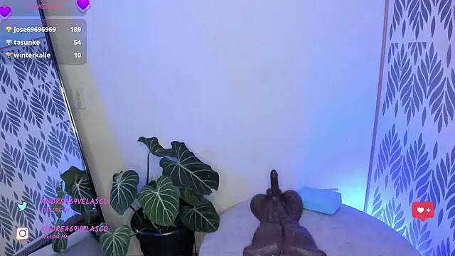 AndreaVelasco online show from March 4, 2:17 am