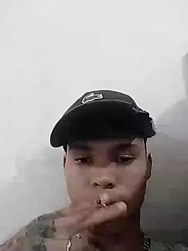 Snapshot of mcgsilva chatting on December 3, 4:09 am mcgsilva online show from December 3, 4:09 am