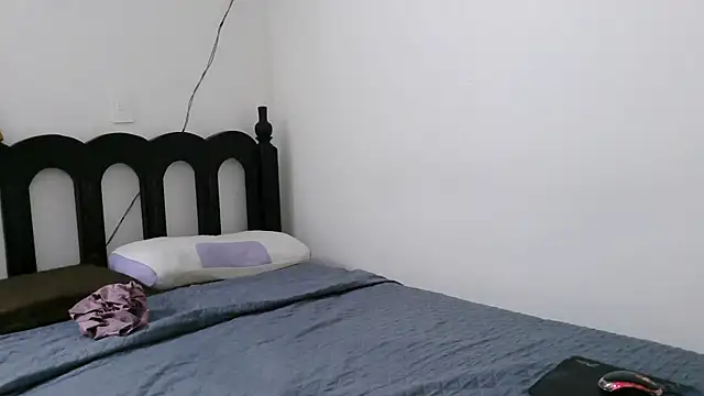 luxandracon23 online show from March 11, 4:35 pm