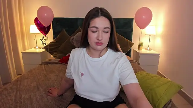 Aria Blisss online show from March 13, 9:10 am