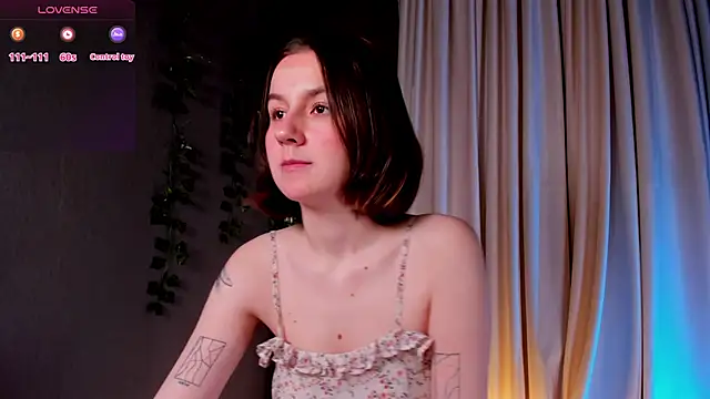 Snapshot of mind_game chatting on December 18, 5:26 am mind game online show from December 18, 5:26 am