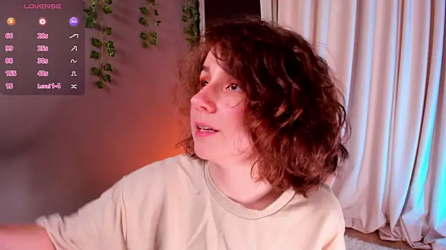 Snapshot of mind_game chatting on February 1, 5:28 am mind game online show from February 1, 5:28 am