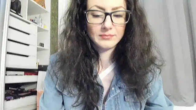 Snapshot of Baby_Jewel chatting on October 17, 10:07 am Baby Jewel online show from October 17, 10:07 am