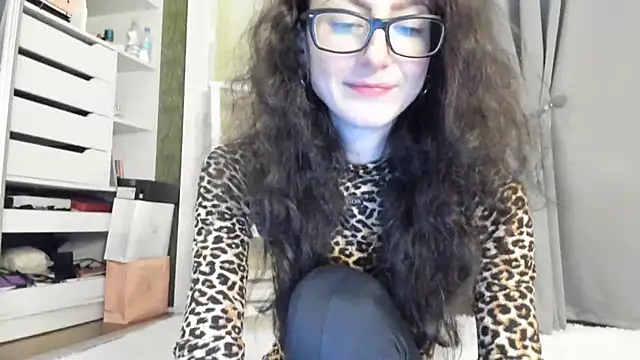 Snapshot of Baby_Jewel chatting on November 14, 11:31 am Baby Jewel online show from November 14, 11:31 am