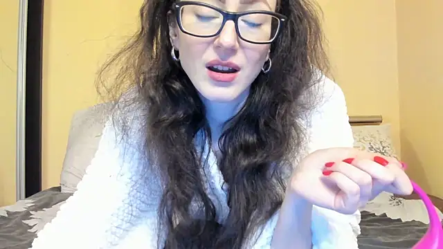 Snapshot of Baby_Jewel chatting on December 2, 11:26 am Baby Jewel online show from December 2, 11:26 am