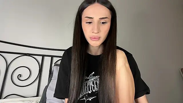 Kim Oberlin  online show from March 29, 11:10 am