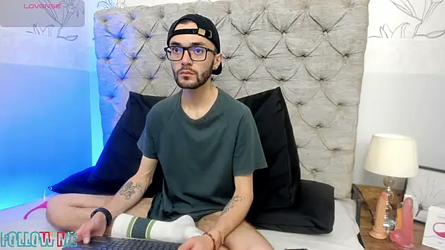 jakemagnus online show from January 17, 11:59 am