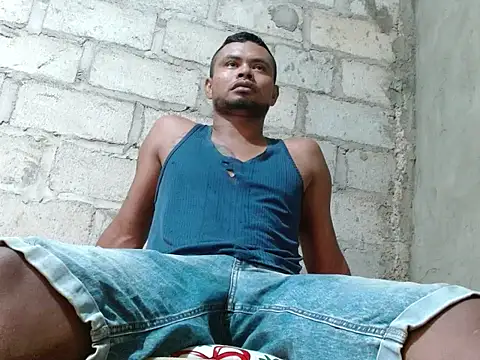 fernandez latinblackk online show from October 30, 1:34 pm