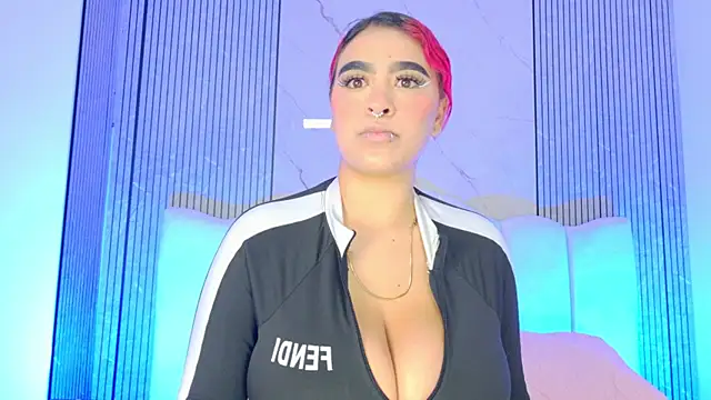 Sofia martiin online show from December 23, 3:04 am